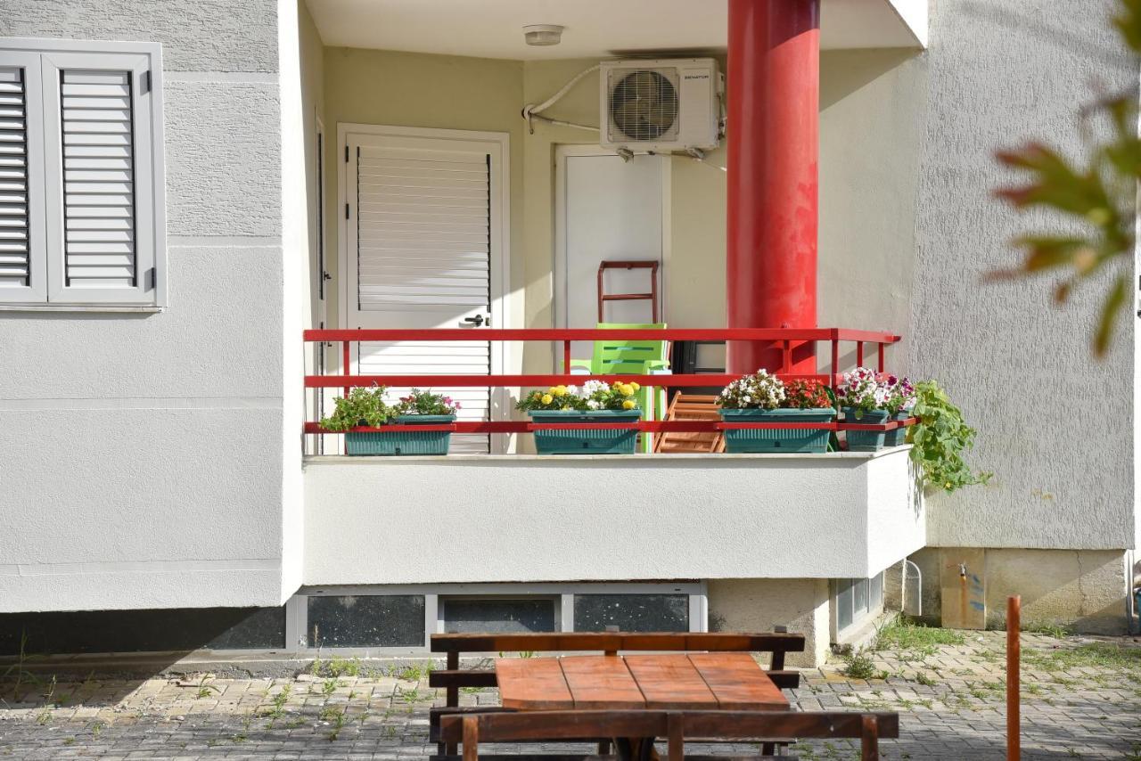 Flowers Apartments Голем Экстерьер фото